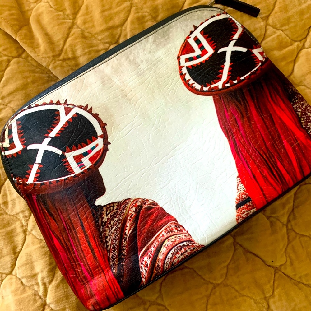 Mario testing for Mate clutch bag